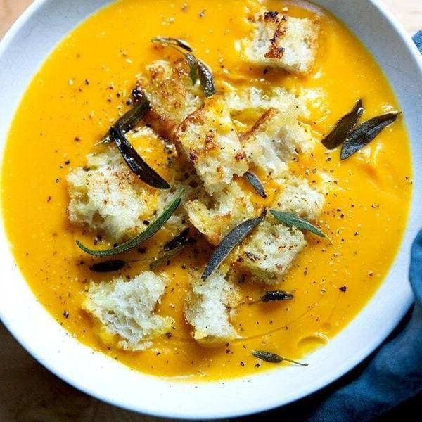 Roasted Garlic Butternut Squash Soup