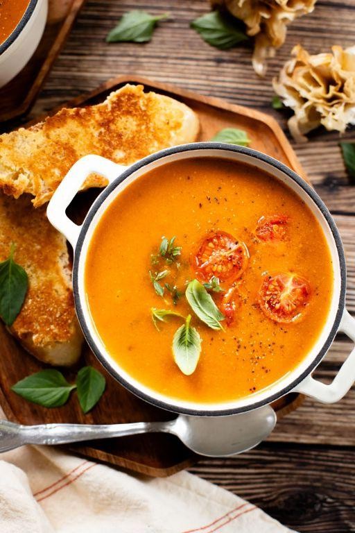 Roasted Garlic and Tomato Bisque