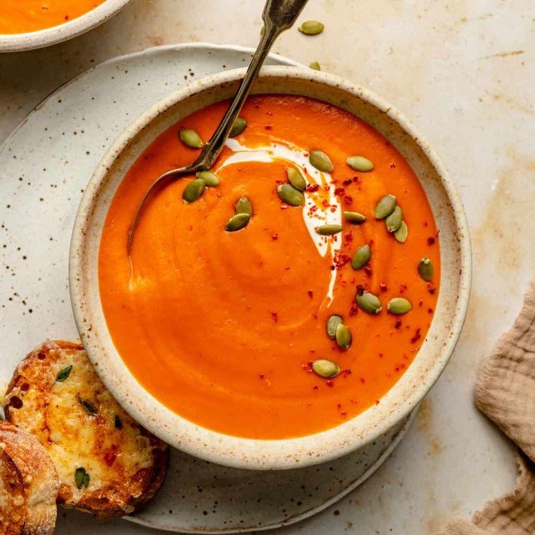 Roasted Red Pepper Butternut Squash Soup