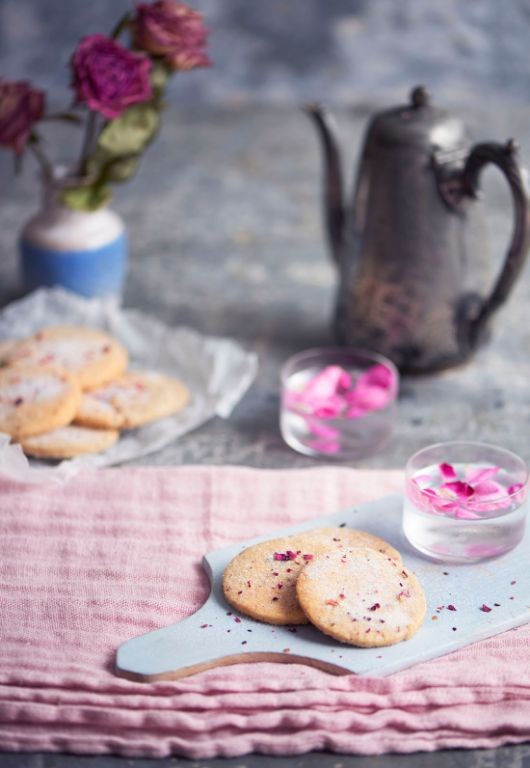 Rose Petal Cinnamon Infusion
