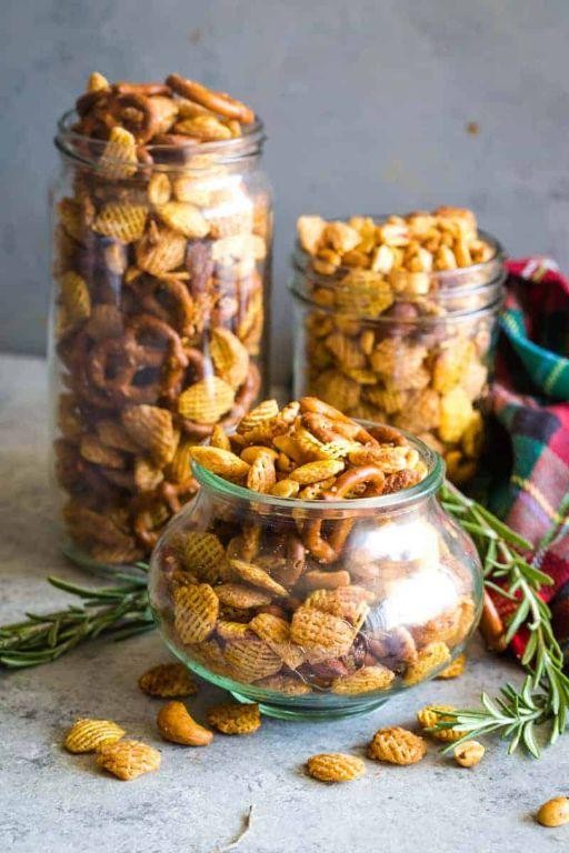 Rosemary Garlic Chex Mix