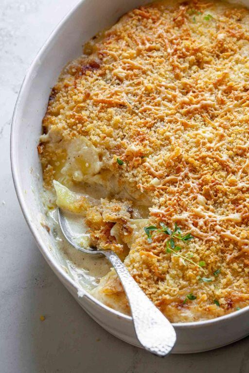 Scalloped Potatoes with Crispy Breadcrumb Topping