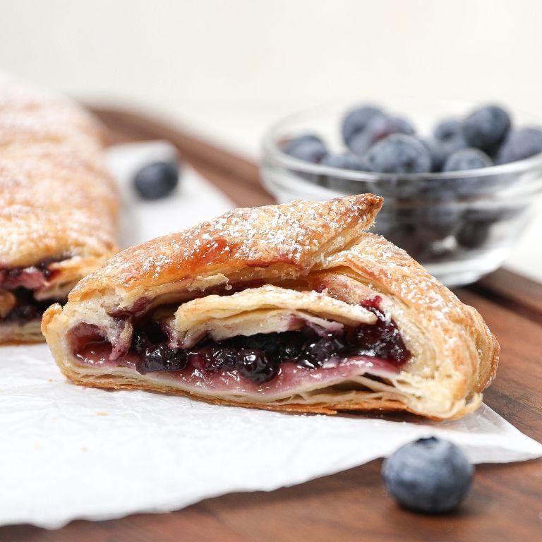 Schar Puff Pastry Blueberry and Almond Braid