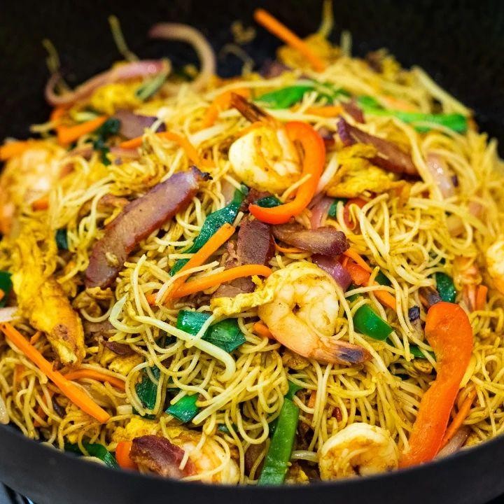Singapore Noodles with Squid and Chili
