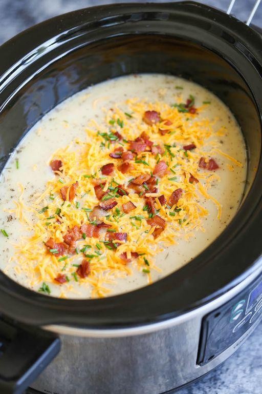 Slow Cooker Cauliflower and Bacon Chowder