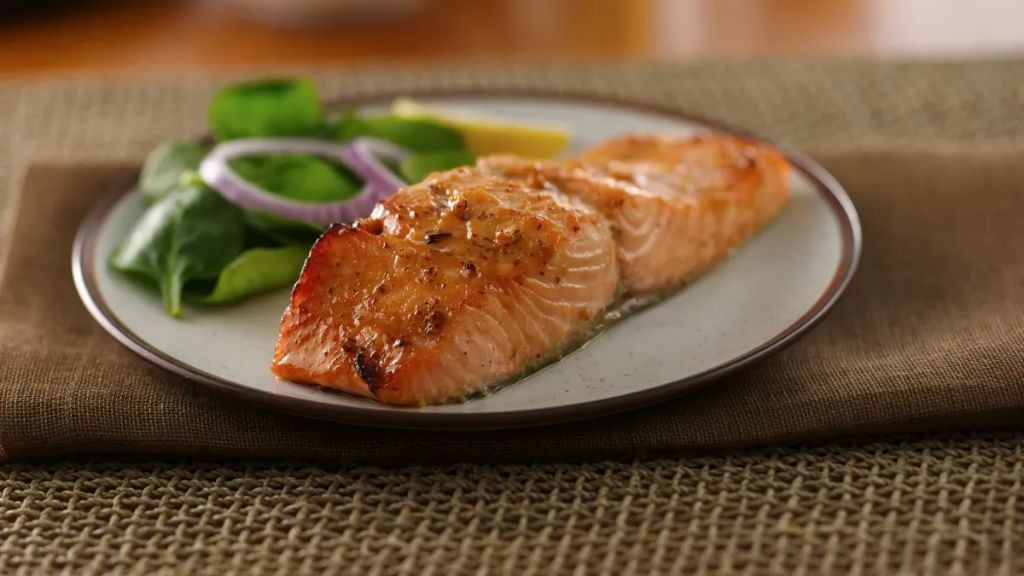 Slow Cooker Honey Mustard Glazed Salmon