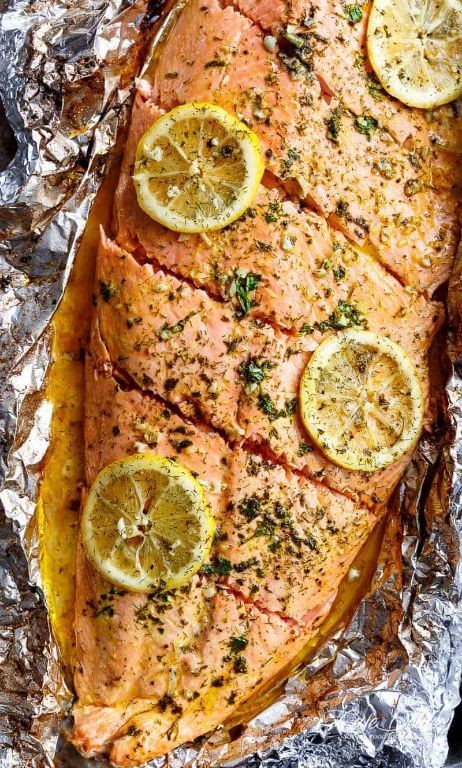 Slow Cooker Lemon Garlic Butter Salmon
