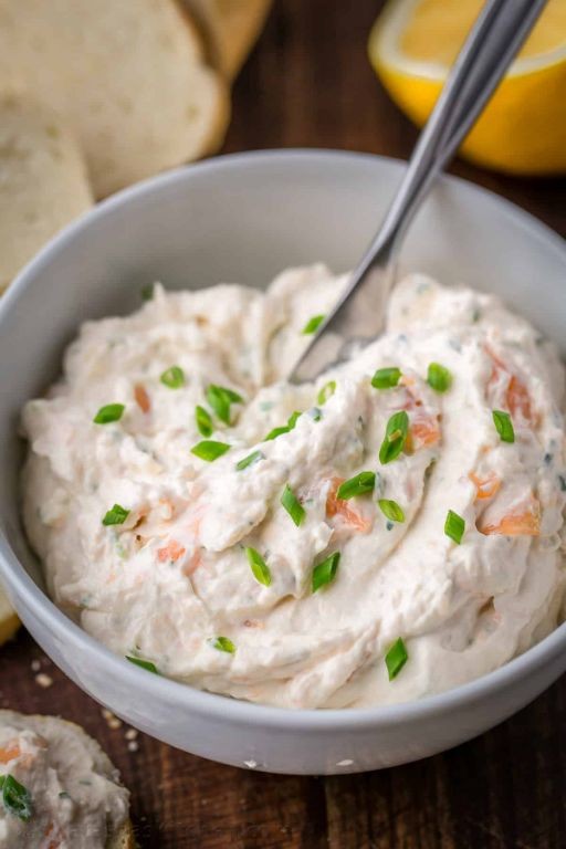 Smoked Salmon Cream Cheese Bread Dip