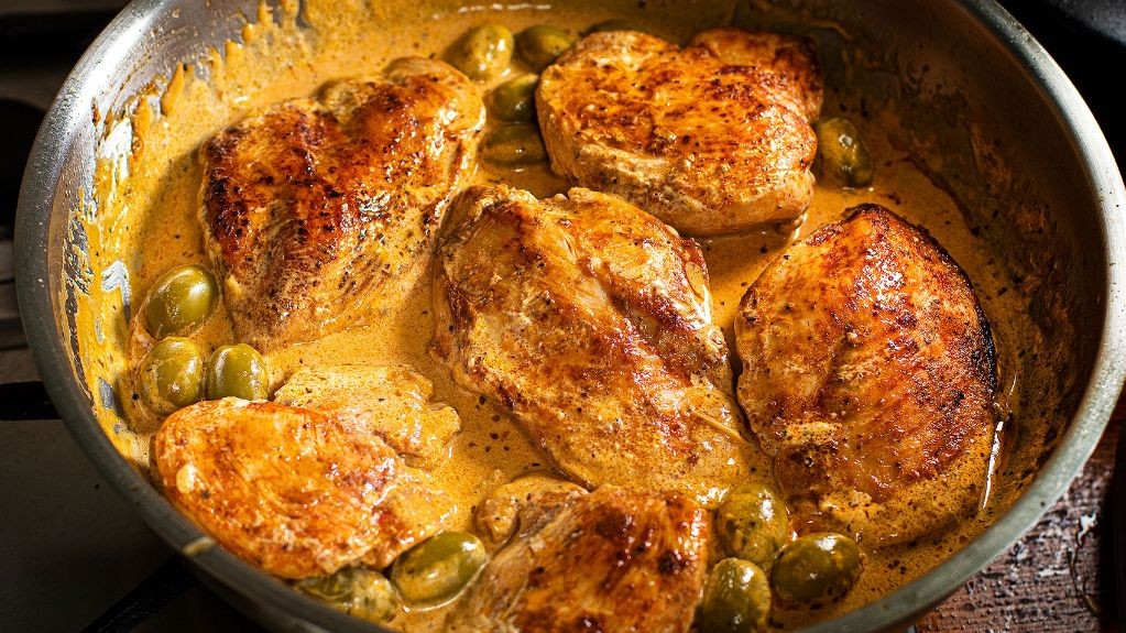 Smoky Paprika Boiled Chicken Breast