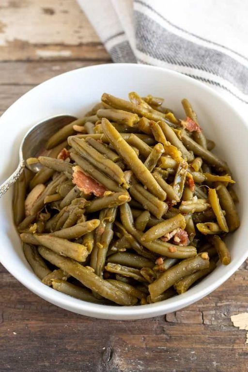 Southern-Style Canned Green Beans with Bacon