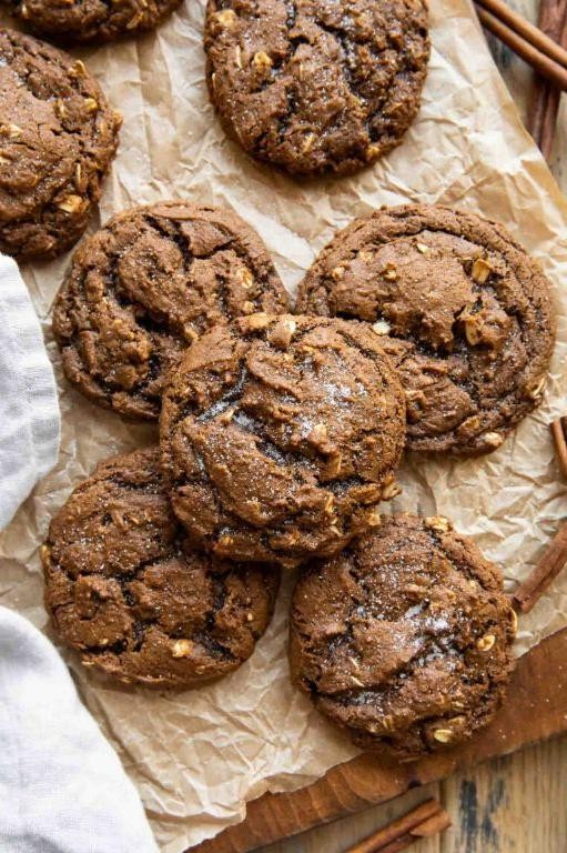 Spiced Oatmeal Cookies with Molasses