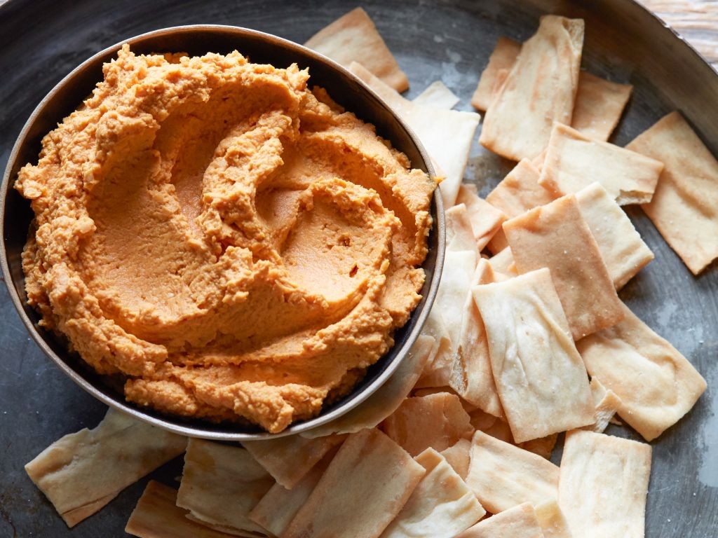 Spiced Pumpkin Hummus Dip