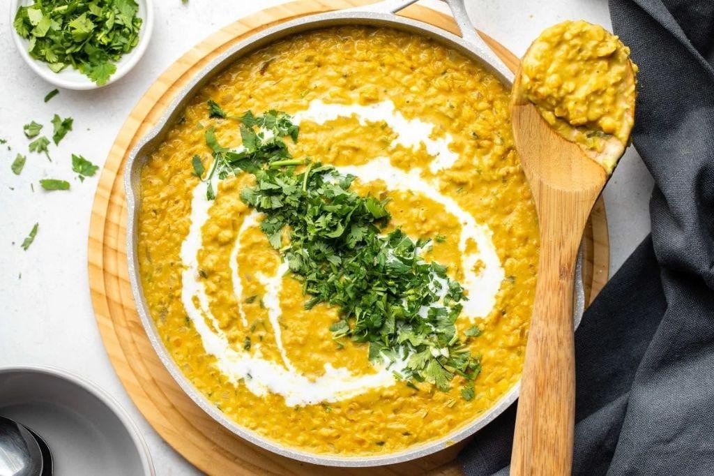 Spiced lentil and coconut curry
