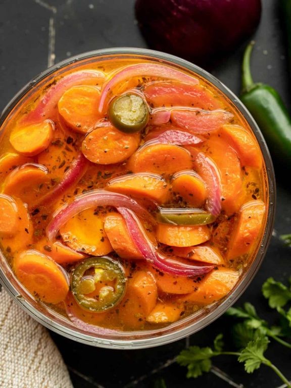 Spicy Canned Carrot Curry
