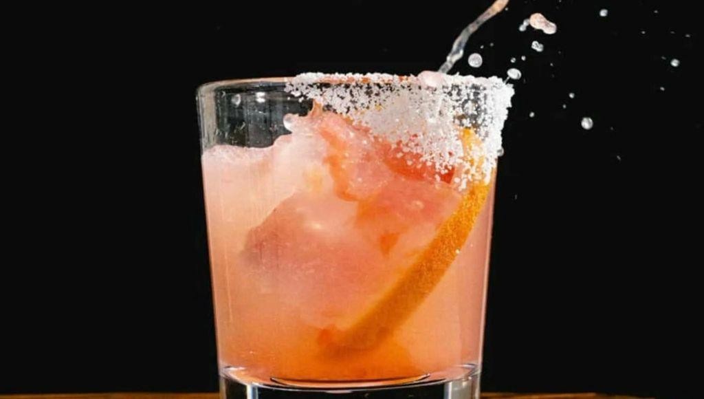 Spicy Casamigos Paloma with Grapefruit Soda
