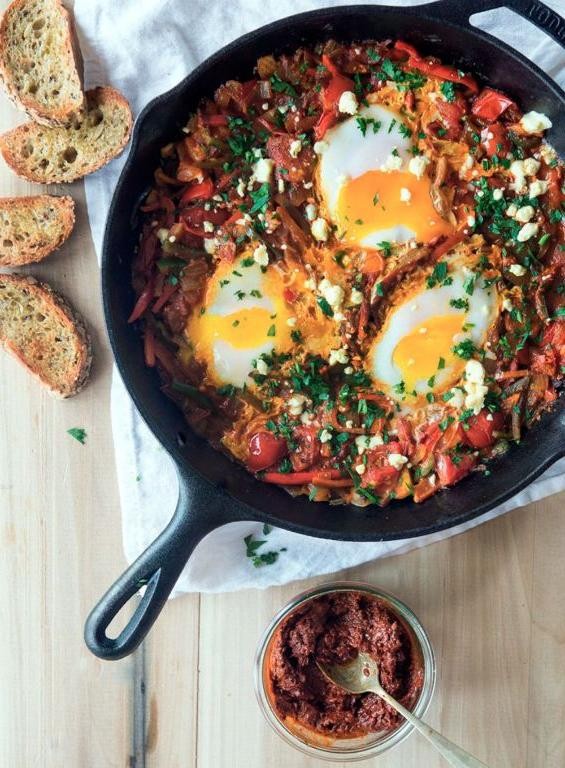 Spicy Harissa and Sweet Corn Shakshouka