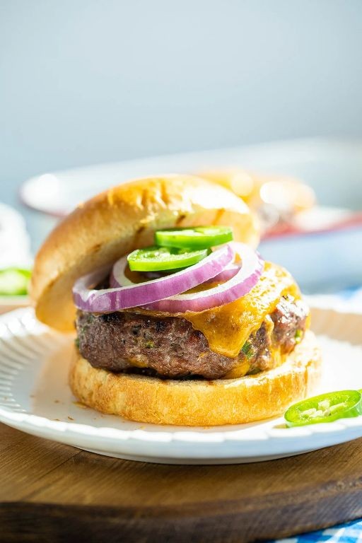 Spicy Jalapeño and Cheddar Grilled Burgers