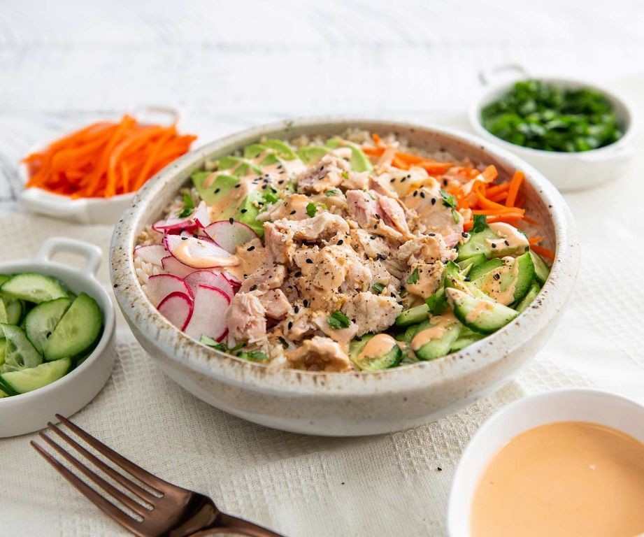 Spicy Tuna Sushi Bowl with Sriracha Mayo