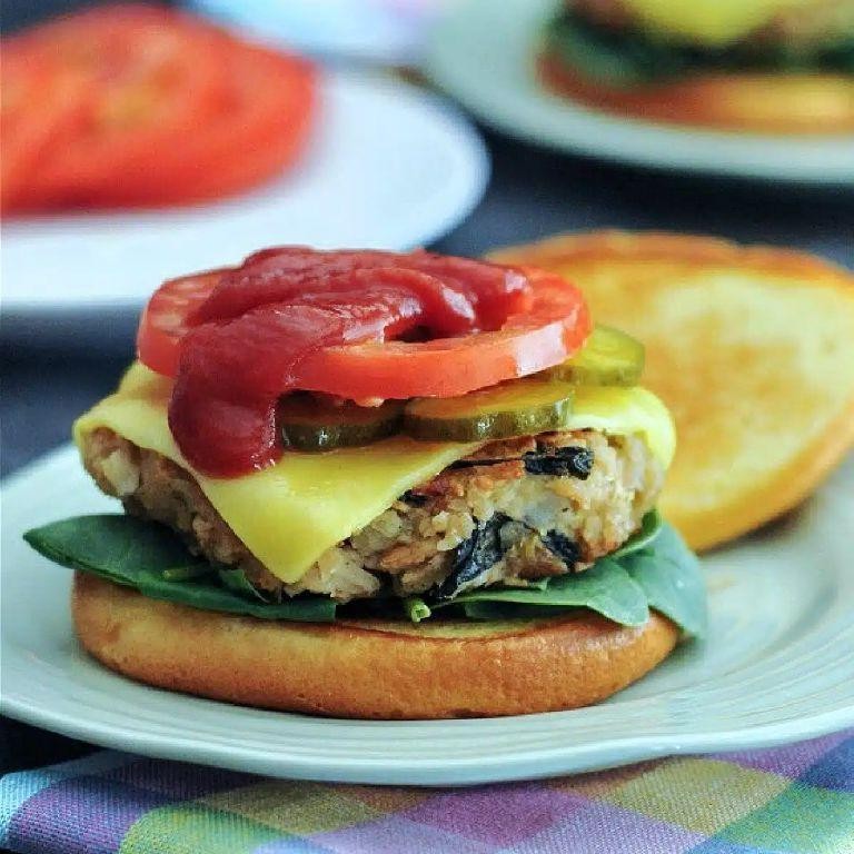 Spinach and Artichoke Chickpea Burgers with Vegan Ranch