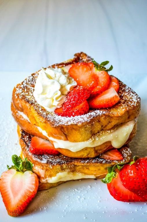 Strawberry Cheesecake Stuffed French Toast