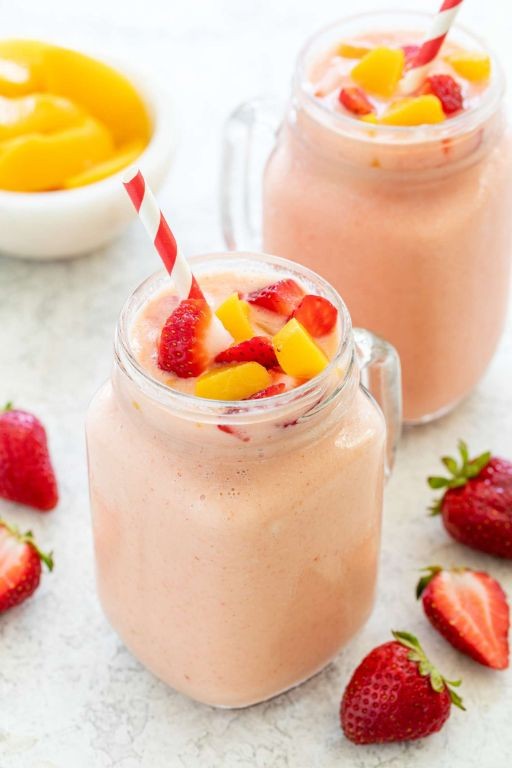 Strawberry Peach Yogurt Smoothie