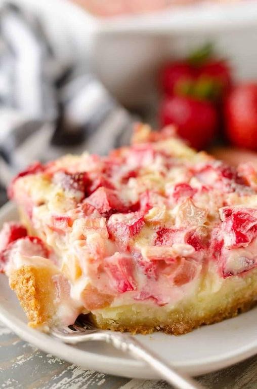 Strawberry Rhubarb Pudding with Custard