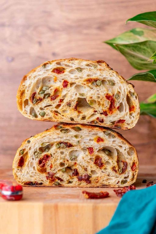 Sun-Dried Tomato Basil Bread