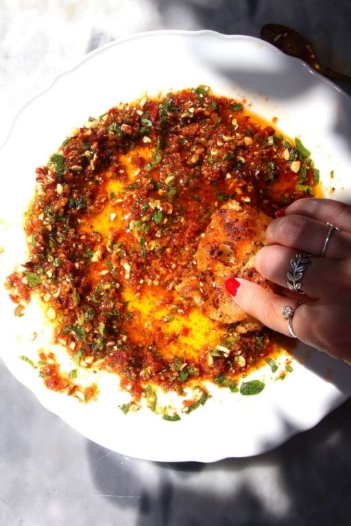 Sun-Dried Tomato Pesto Bread Dip