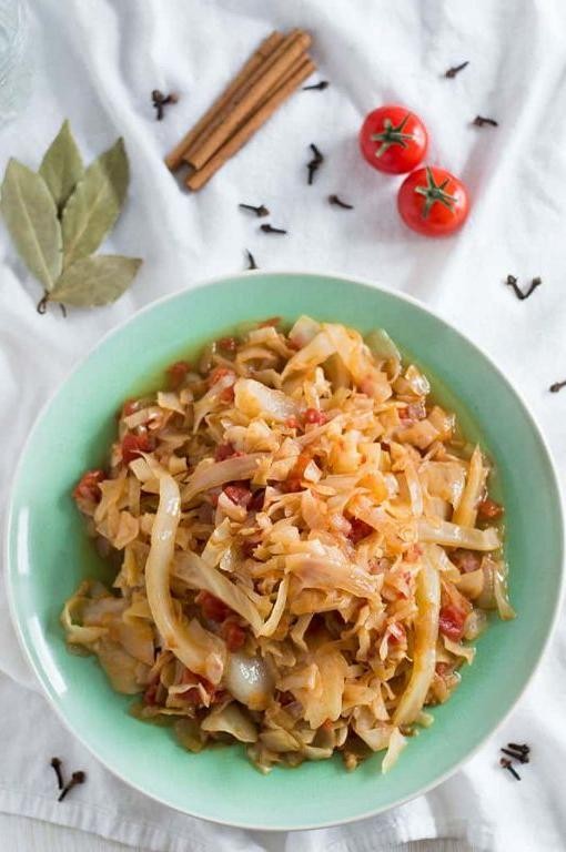 Sweet Cinnamon-Spiced Canned Cabbage