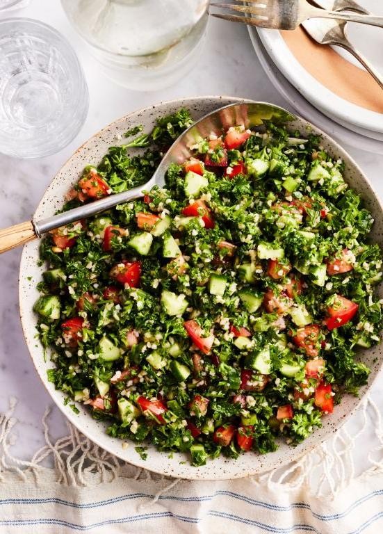 Tabbouleh with Fresh Parsley and Tomatoes