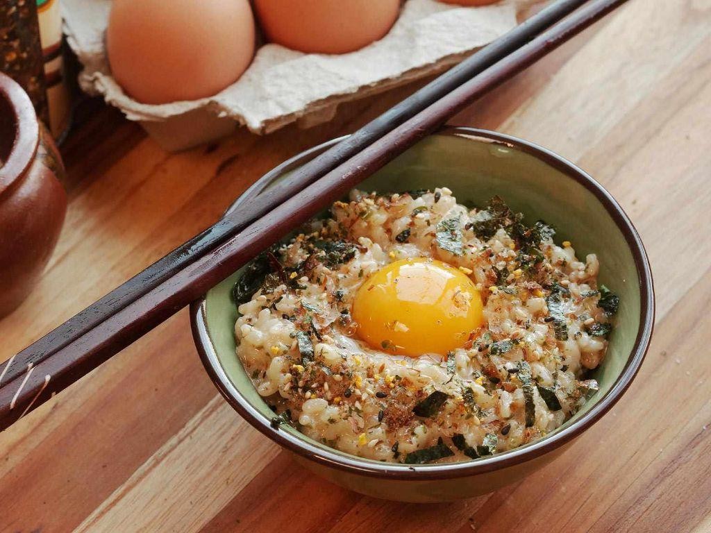 Tamago Kake Gohan (Egg on Rice)