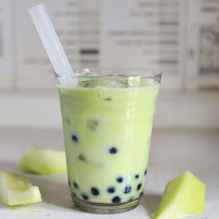 Taro and Honeydew Refresher Smoothie