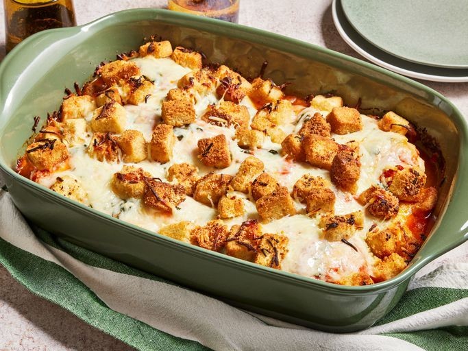 Tater Tot Chicken Parmesan Bake
