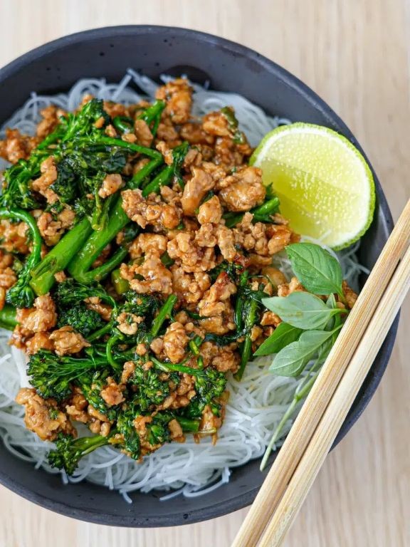 Thai Basil Rice Ramen with Ground Chicken