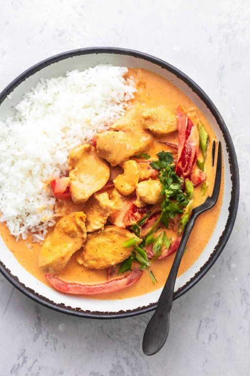 Thai Coconut Milk Boiled Chicken