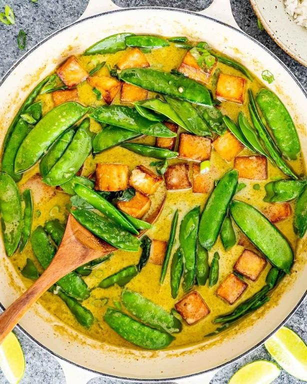 Thai-Inspired Green Bean Curry