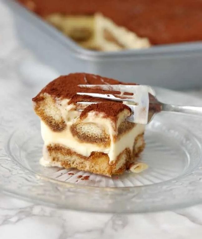 Tiramisu Ice Cream Cake
