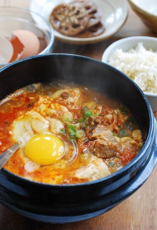 Tofu and Egg Sundubu-Jjigae