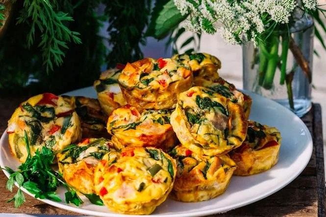 Tomato Basil Egg White Bites