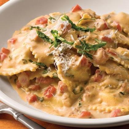Tuscan Pasta with Tomato and Basil