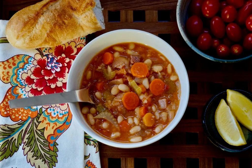 Tuscan Tomato Bisque with White Beans