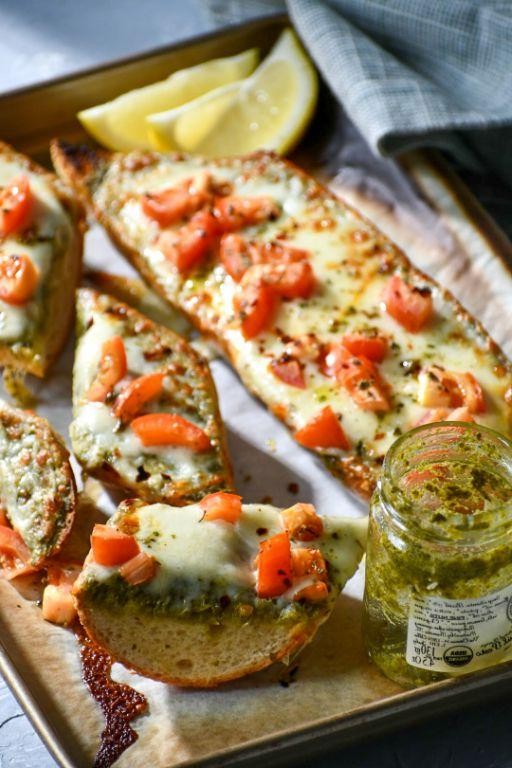 Tuscan-Style Garlic Bread