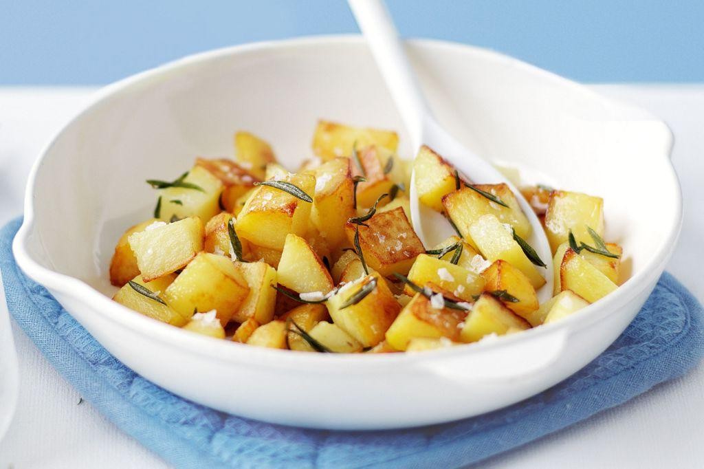 Tuscan-Style Roasted Potatoes with Rosemary
