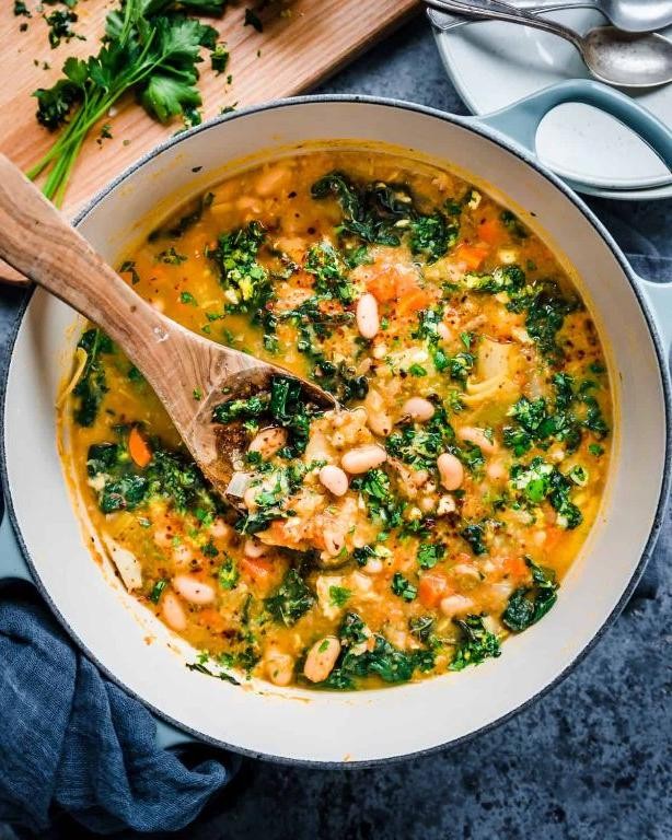 White Bean and Kale Soup