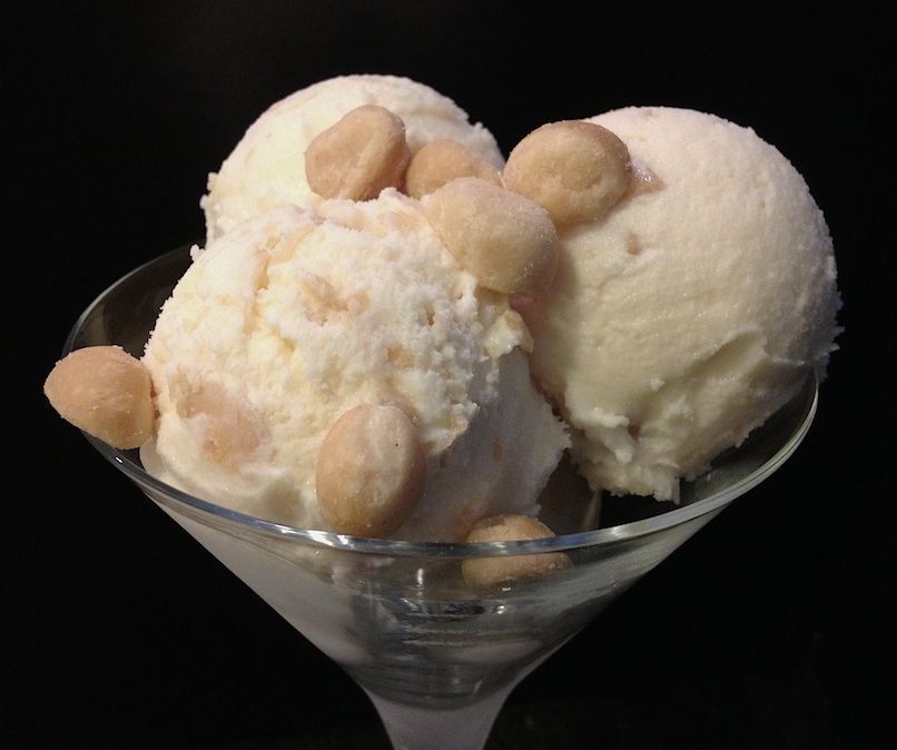 White Chocolate Macadamia Nut Ice Cream