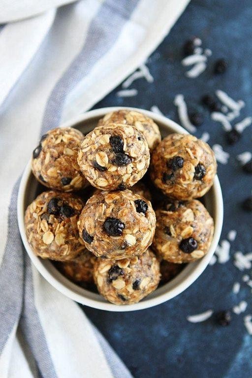 Wild Blueberry and Coconut Energy Bites