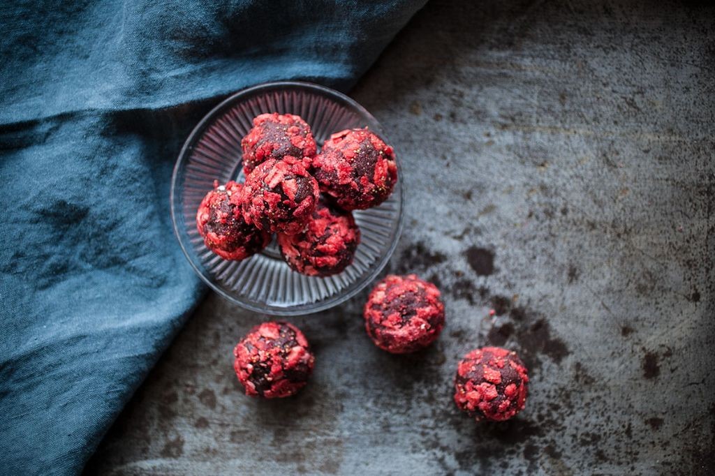 Wineberry and Dark Chocolate Truffles