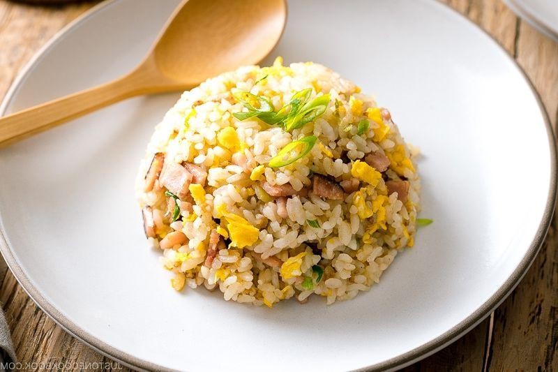 Yakimeshi (Japanese Fried Rice)