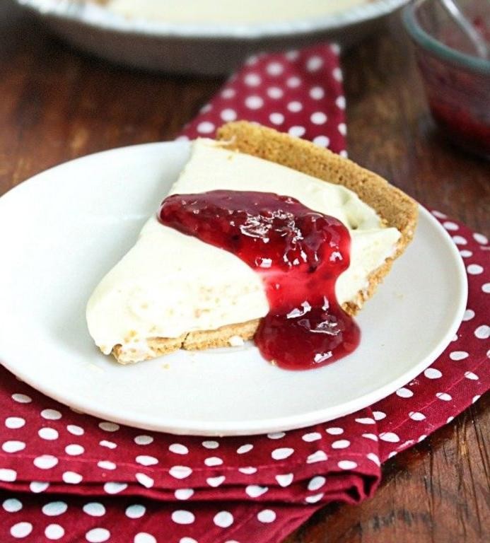 4-Ingredient No-Bake Cheesecake