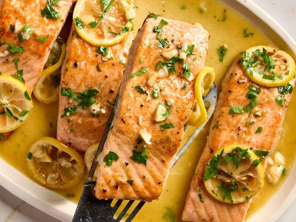 7-Ingredient Baked Lemon Butter Salmon